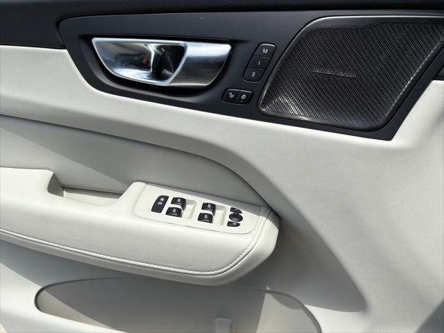 new 2025 Volvo XC60 car, priced at $55,385
