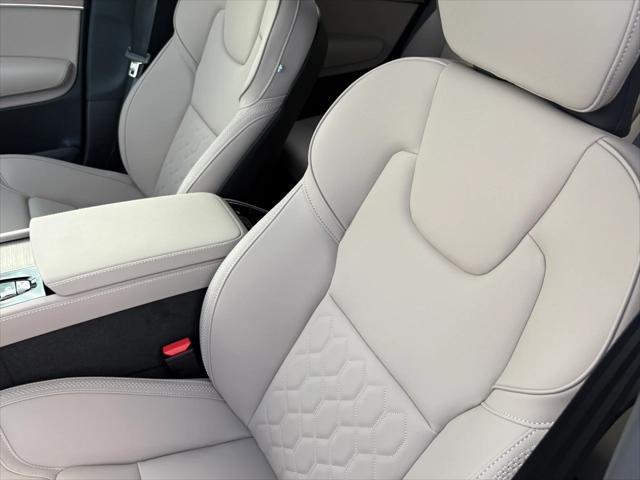 new 2025 Volvo XC90 Plug-In Hybrid car, priced at $78,805