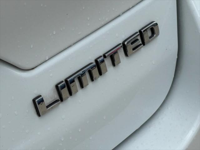 used 2023 Jeep Grand Cherokee car, priced at $34,887