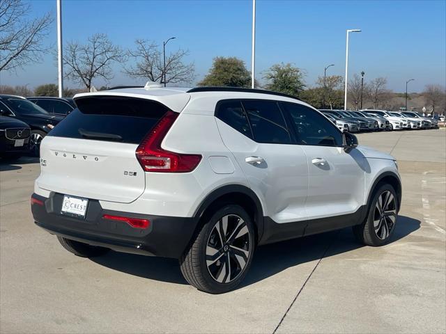 new 2025 Volvo XC40 car, priced at $49,790