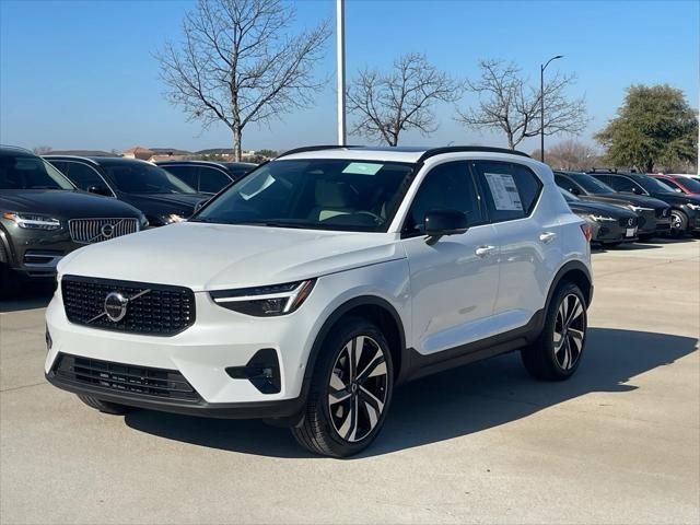 new 2025 Volvo XC40 car, priced at $49,790