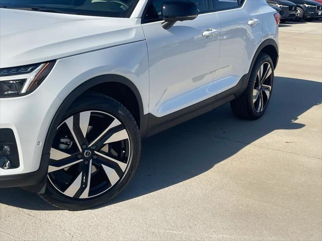 new 2025 Volvo XC40 car, priced at $49,790