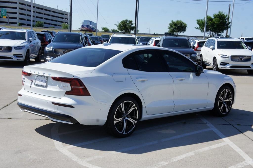 new 2024 Volvo S60 car, priced at $44,618