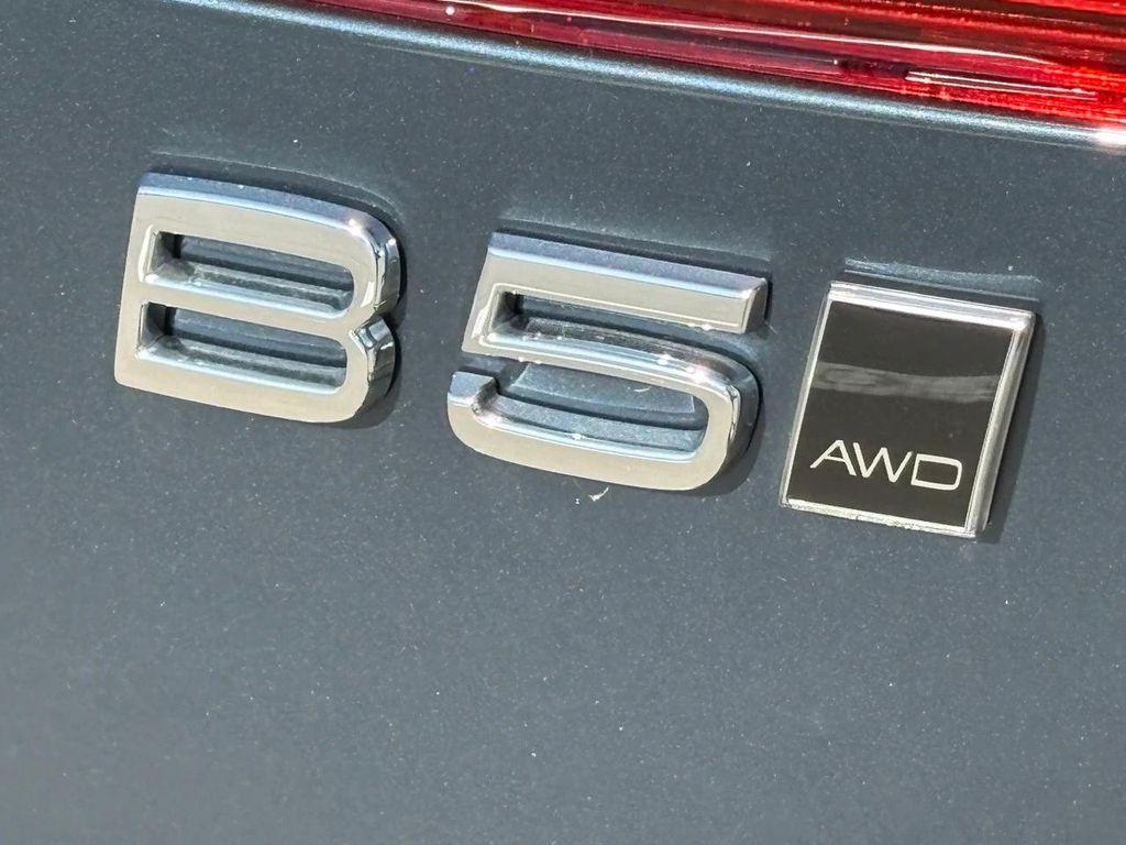 new 2026 Volvo XC60 car, priced at $65,510