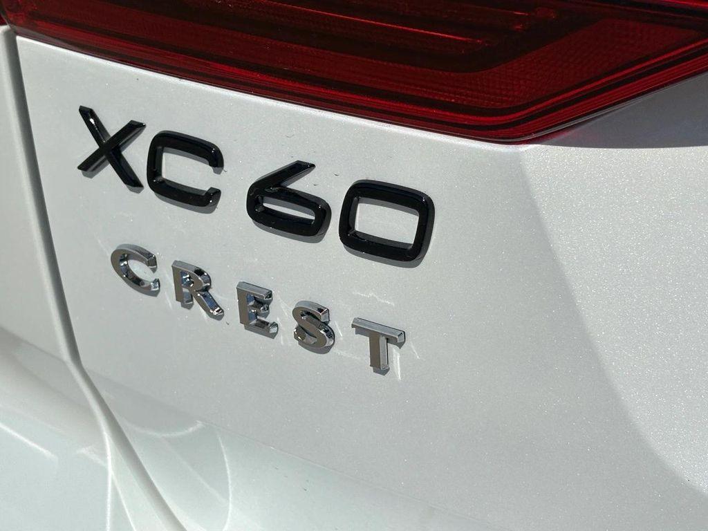 new 2026 Volvo XC60 Plug-In Hybrid car, priced at $75,565
