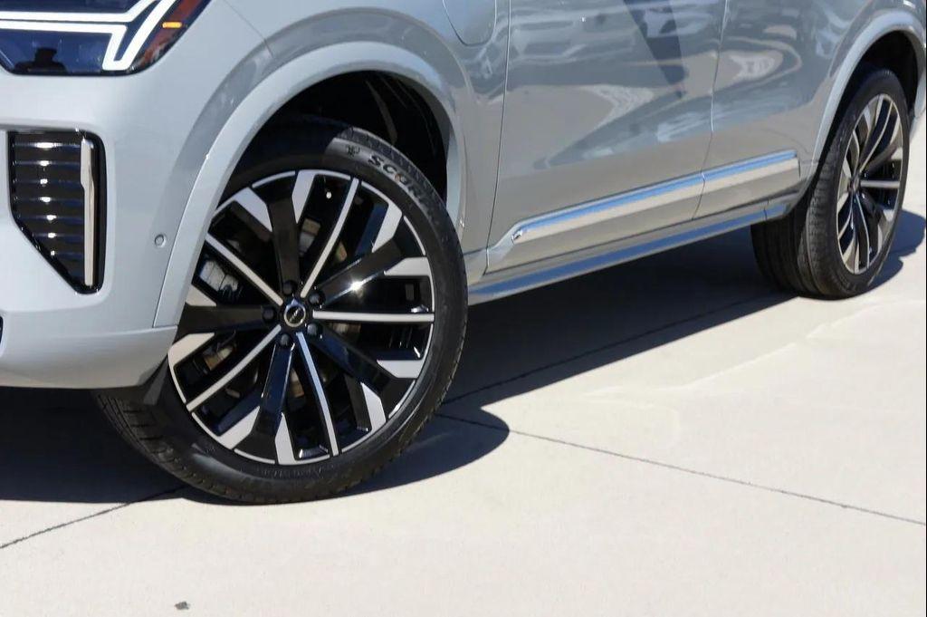 new 2025 Volvo XC90 Plug-In Hybrid car, priced at $79,155