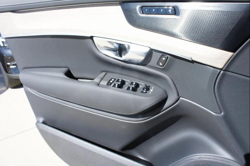 new 2025 Volvo XC90 Plug-In Hybrid car, priced at $79,155