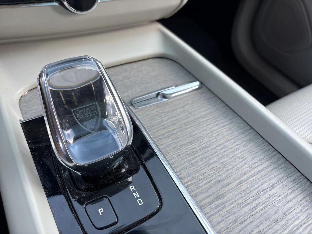 used 2022 Volvo XC60 car, priced at $31,257