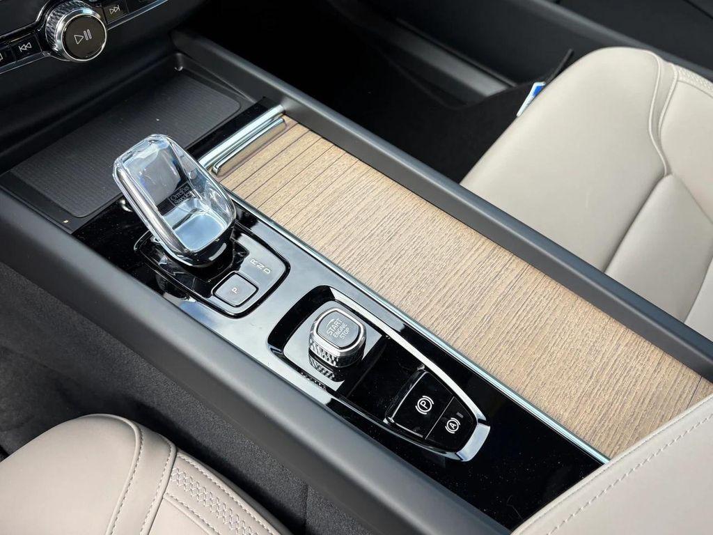 new 2026 Volvo XC60 car, priced at $60,155
