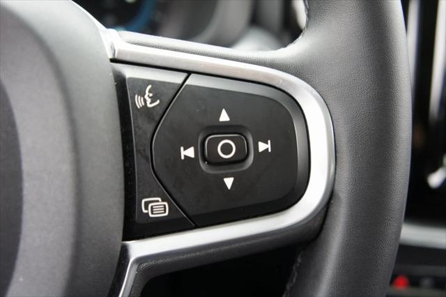 used 2022 Volvo XC60 car, priced at $35,980