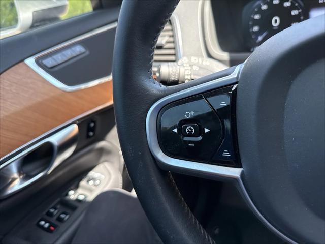 used 2022 Volvo XC90 car, priced at $39,138