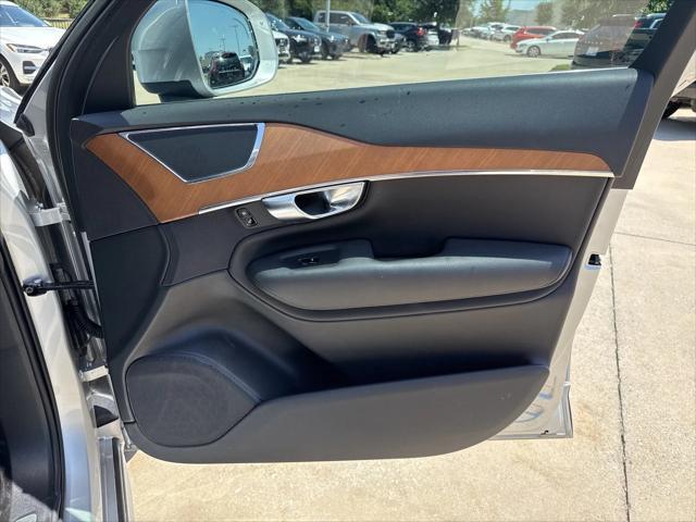 used 2022 Volvo XC90 car, priced at $39,138