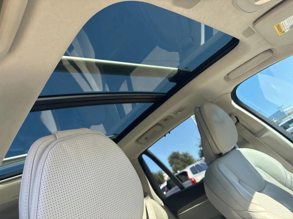 used 2023 Volvo XC90 Recharge Plug-In Hybrid car, priced at $43,000