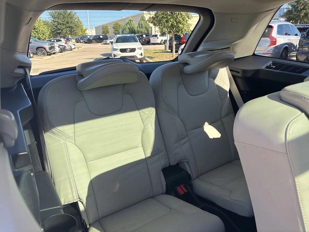 used 2023 Volvo XC90 Recharge Plug-In Hybrid car, priced at $43,000