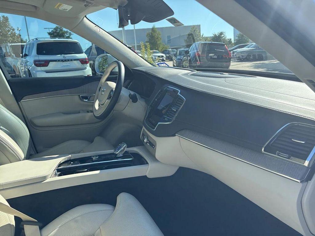 used 2023 Volvo XC90 Recharge Plug-In Hybrid car, priced at $43,000