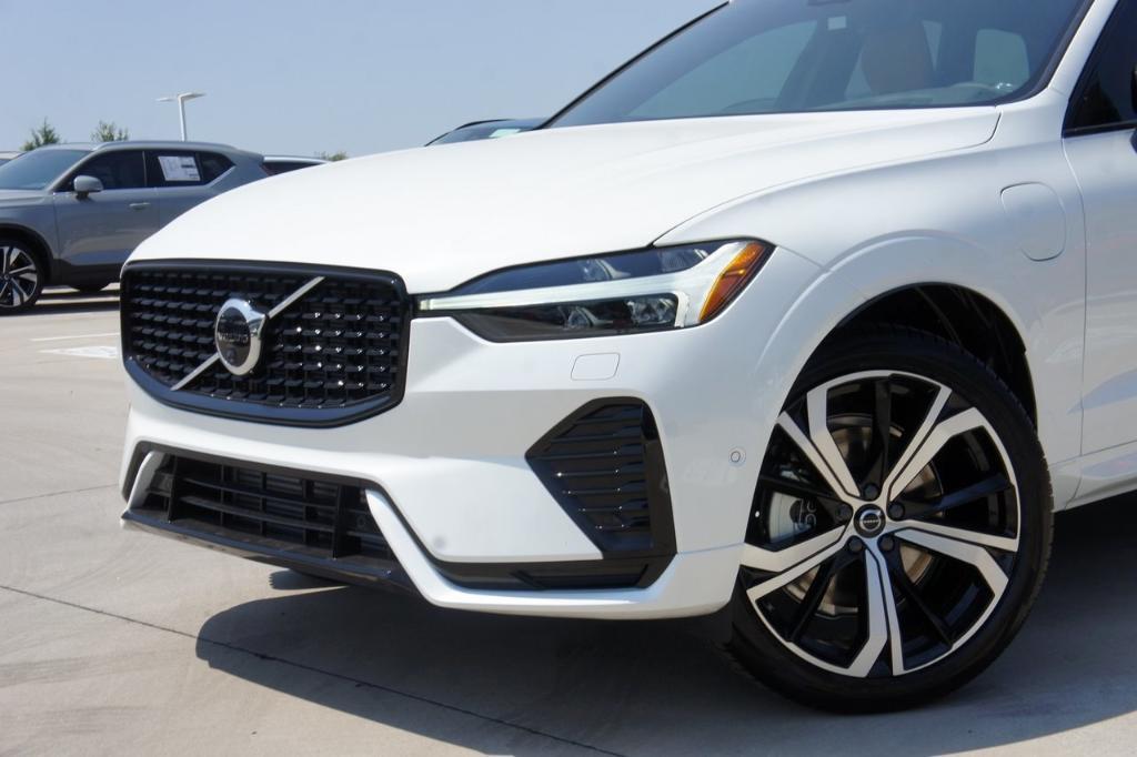 new 2025 Volvo XC60 Plug-In Hybrid car, priced at $74,280