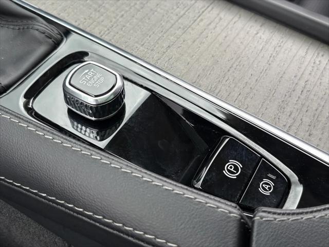 used 2022 Volvo XC90 car, priced at $46,713