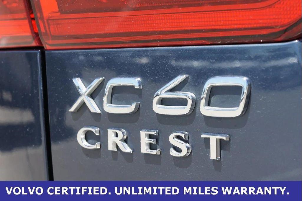 used 2025 Volvo XC60 Plug-In Hybrid car, priced at $49,990