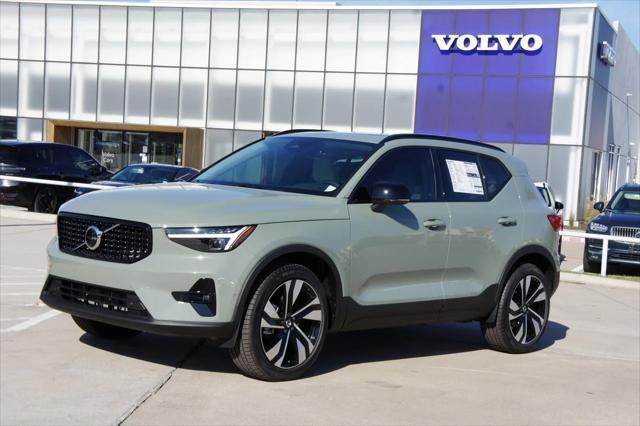 new 2025 Volvo XC40 car, priced at $49,790