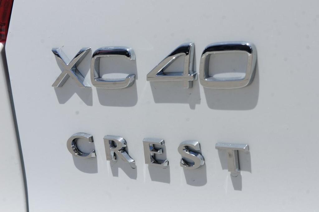 new 2025 Volvo XC40 car, priced at $51,765