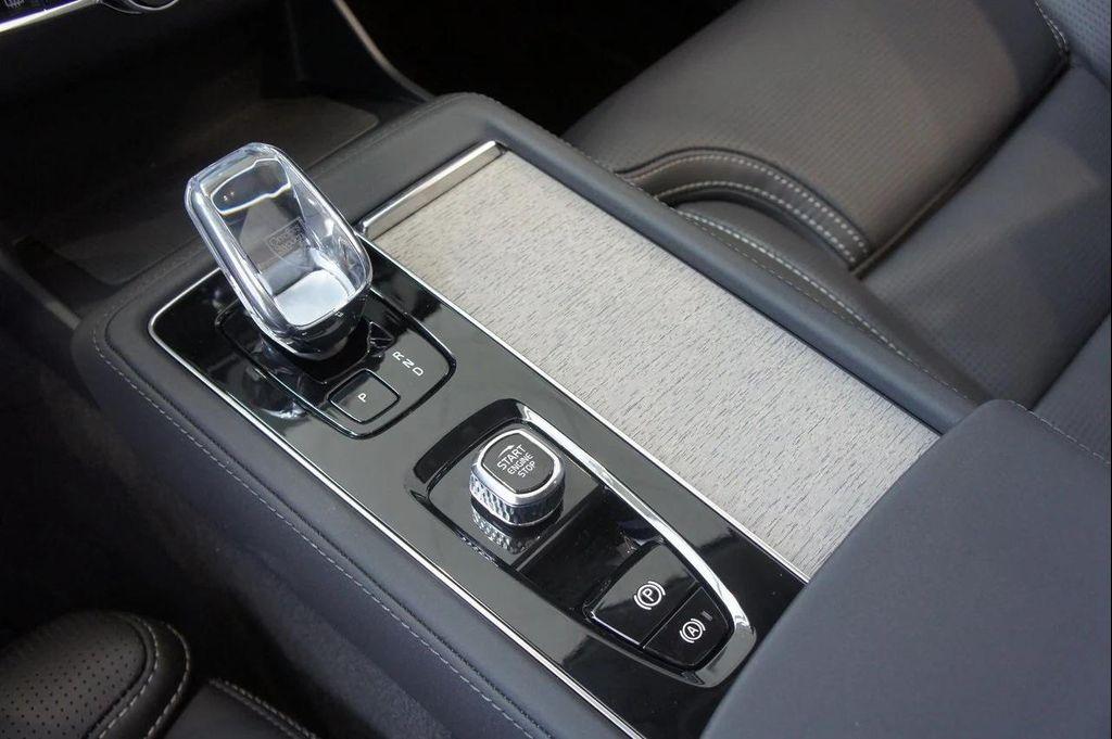 new 2026 Volvo XC90 car, priced at $82,500