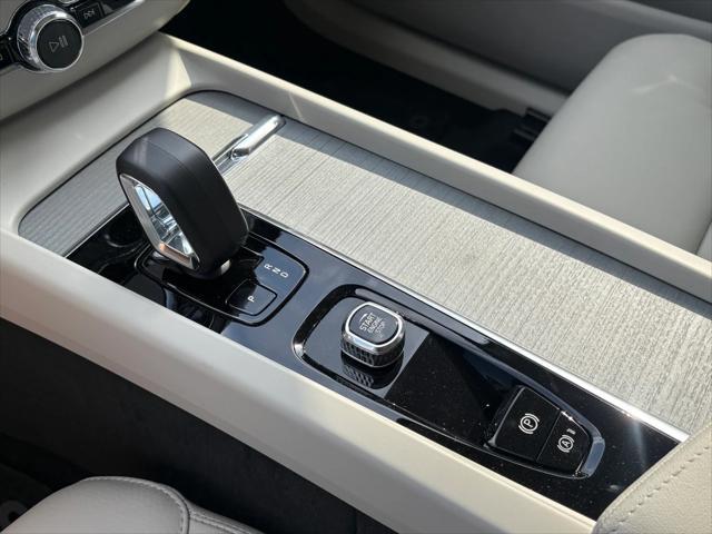 new 2025 Volvo XC60 Plug-In Hybrid car, priced at $67,060
