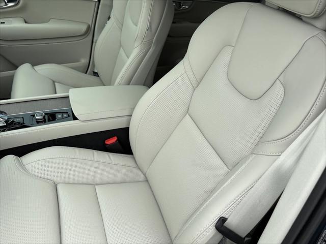 new 2025 Volvo XC90 Plug-In Hybrid car, priced at $82,405