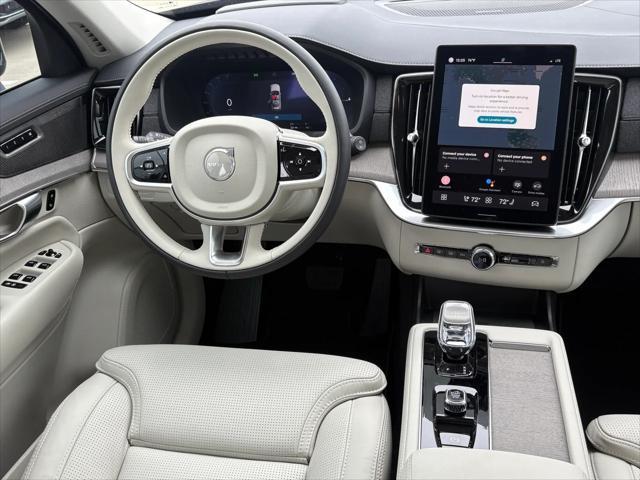 new 2025 Volvo XC90 Plug-In Hybrid car, priced at $82,405