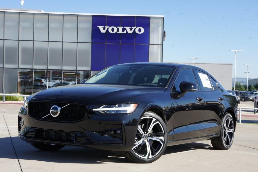 new 2024 Volvo S60 car, priced at $43,992