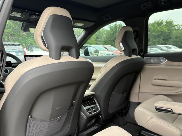 new 2025 Volvo EX90 car, priced at $99,425