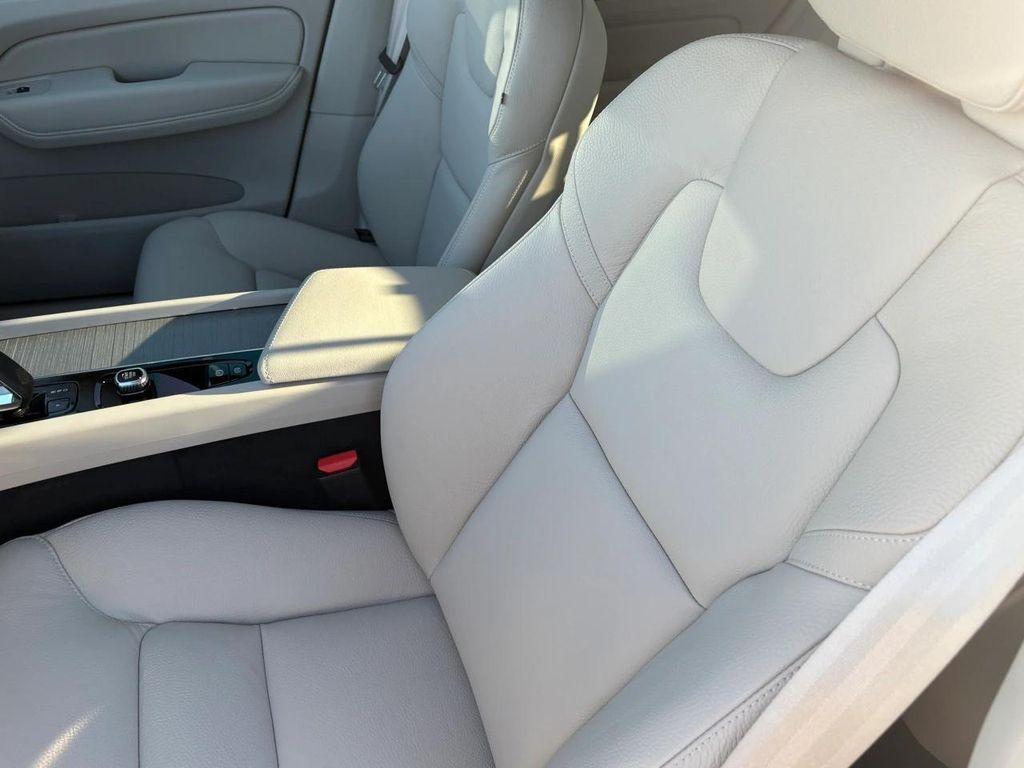 new 2025 Volvo XC60 car, priced at $56,510