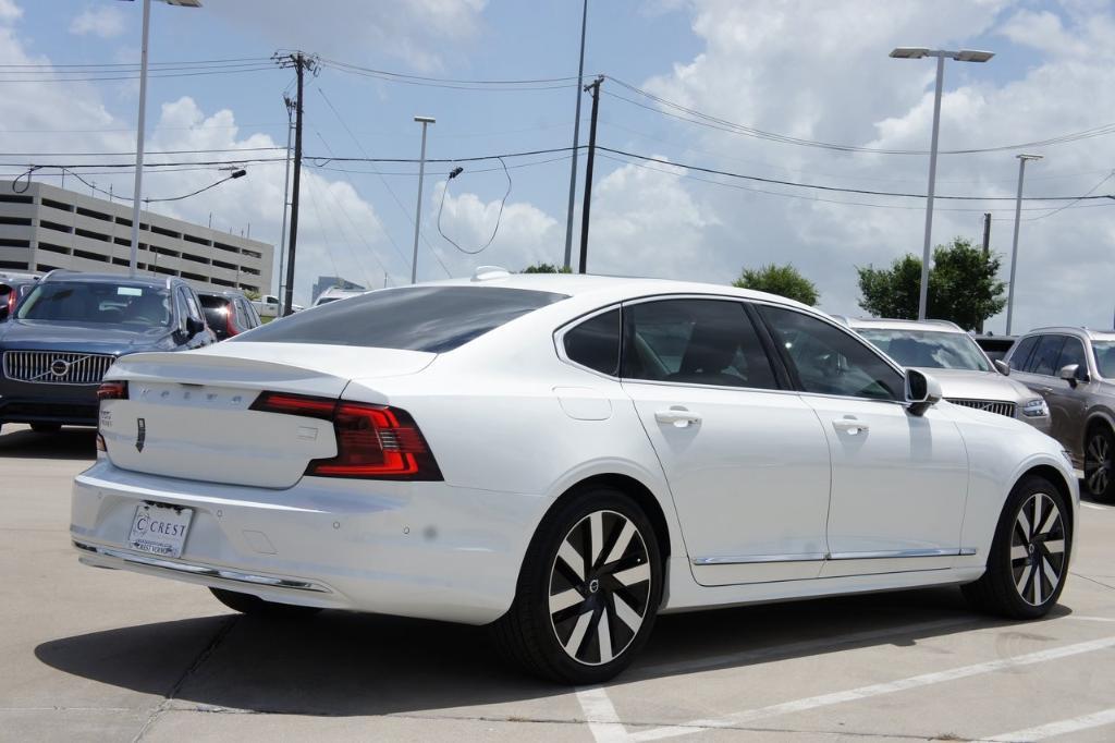 new 2024 Volvo S90 Recharge Plug-In Hybrid car, priced at $69,564