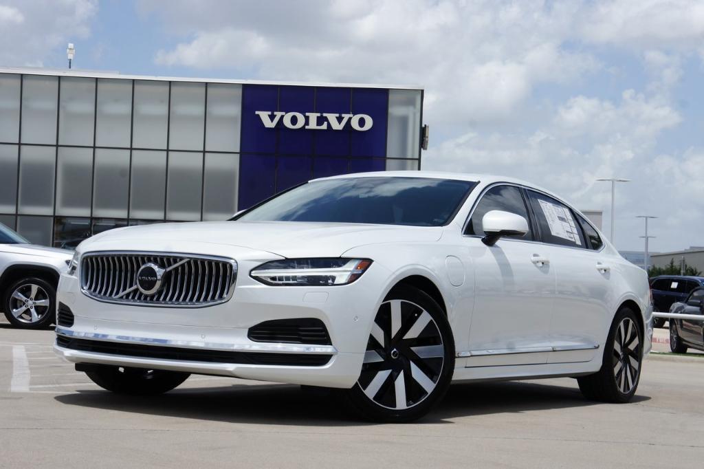new 2024 Volvo S90 Recharge Plug-In Hybrid car, priced at $69,564