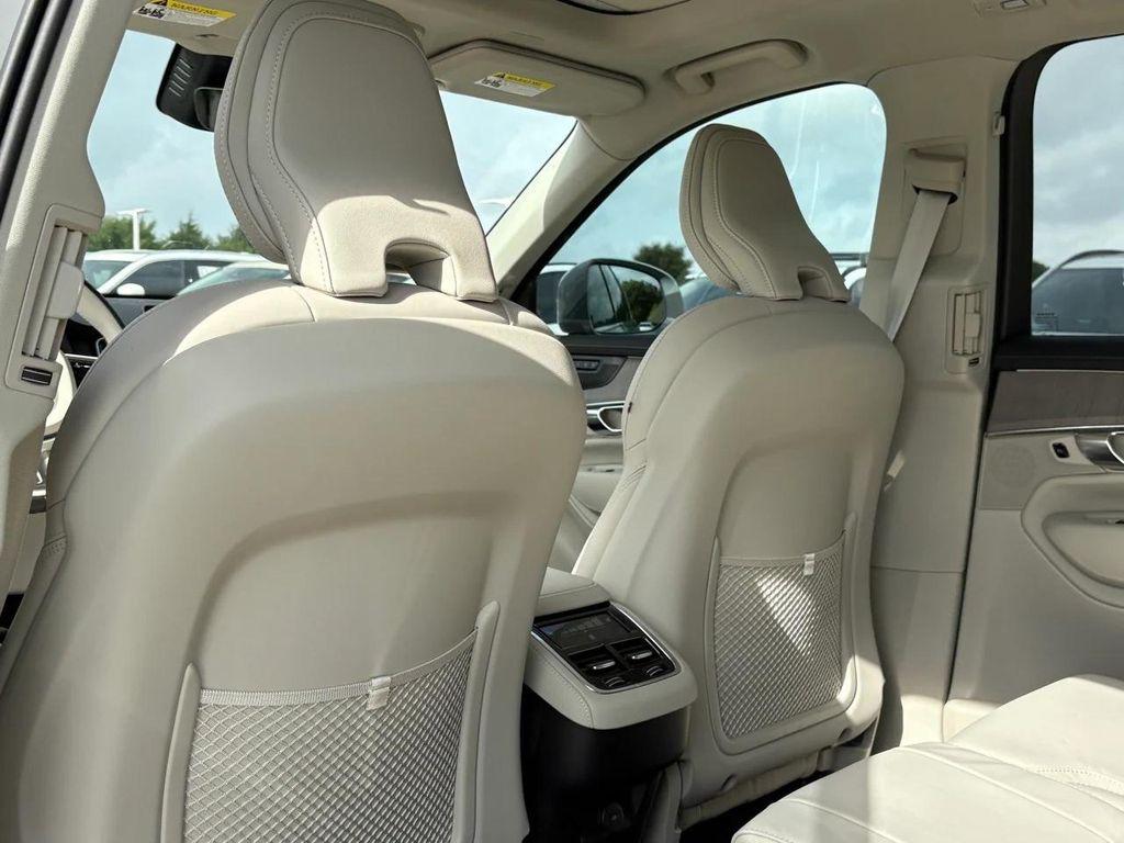 new 2026 Volvo XC90 car, priced at $75,155