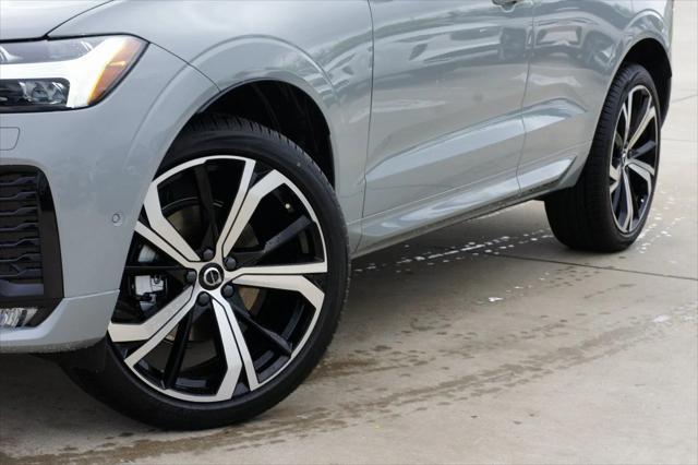 new 2025 Volvo XC60 car, priced at $61,650