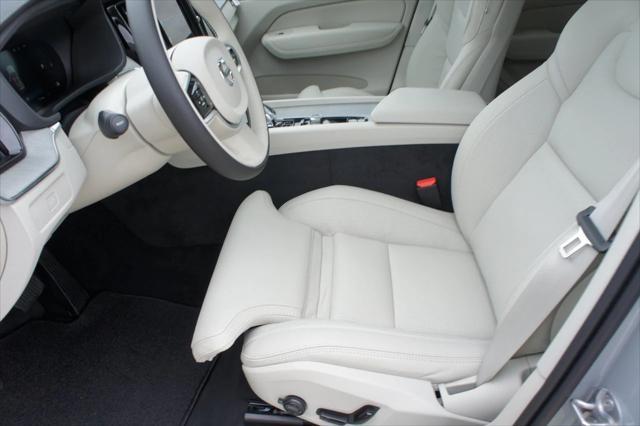 new 2025 Volvo XC60 car, priced at $61,650