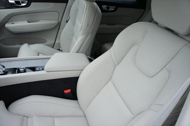 new 2025 Volvo XC60 car, priced at $61,650