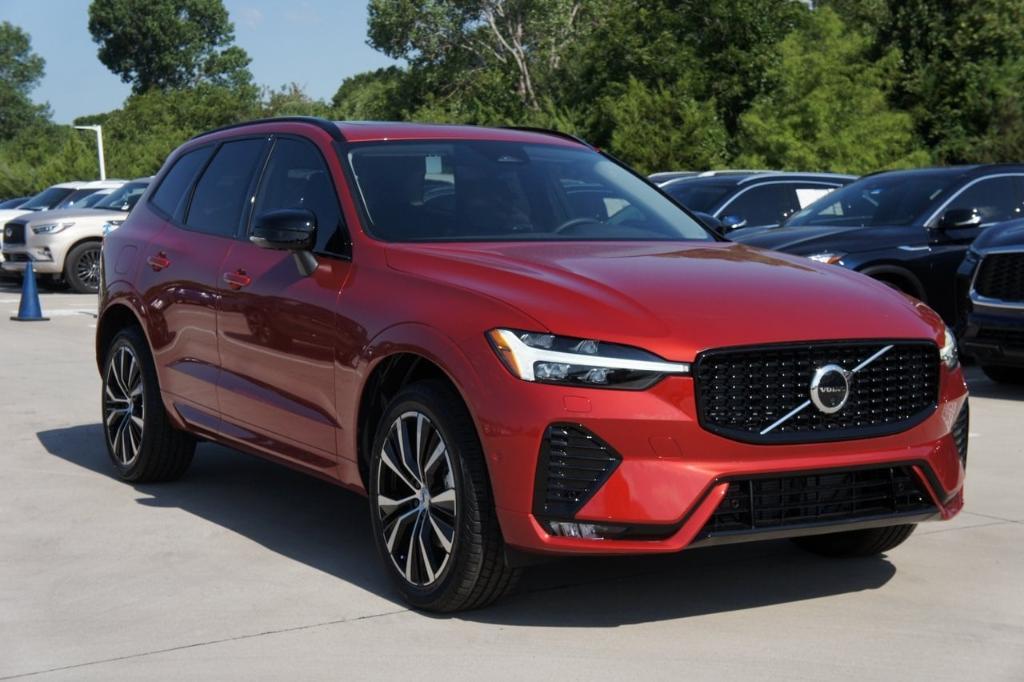 new 2025 Volvo XC60 car, priced at $54,130