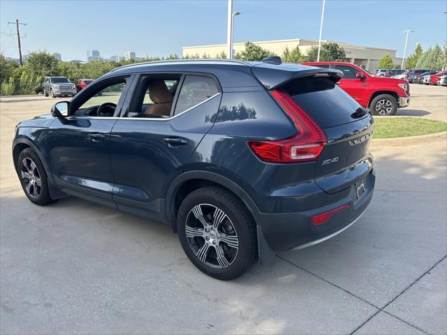 used 2022 Volvo XC40 car, priced at $31,075