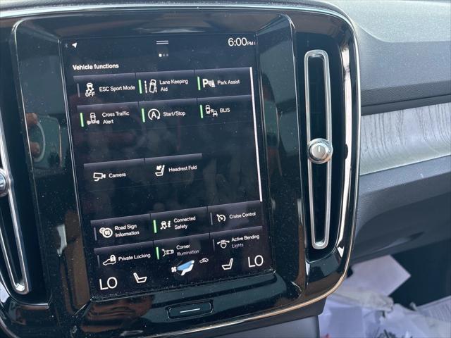 used 2022 Volvo XC40 car, priced at $31,075