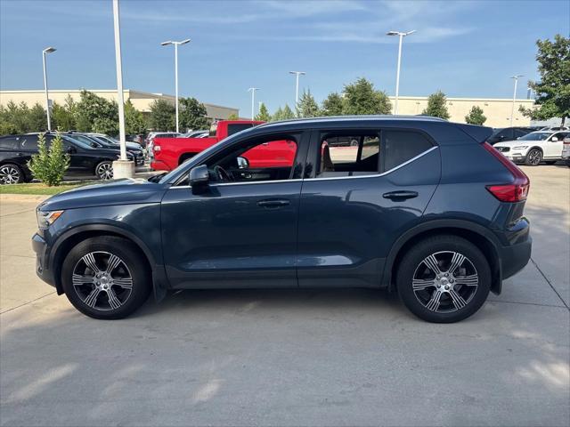 used 2022 Volvo XC40 car, priced at $31,075