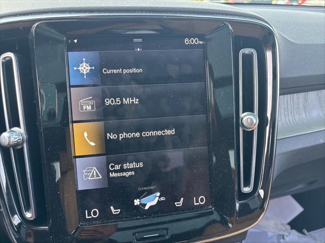 used 2022 Volvo XC40 car, priced at $31,075