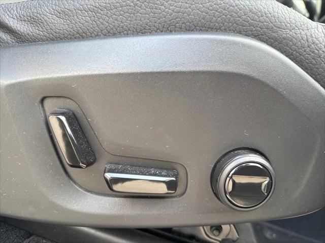 used 2025 Volvo XC90 car, priced at $59,300