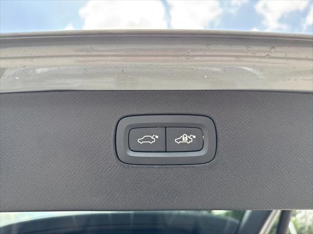 used 2025 Volvo XC90 car, priced at $59,300