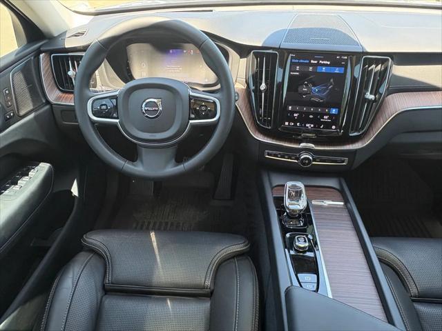 used 2023 Volvo XC60 car, priced at $37,789