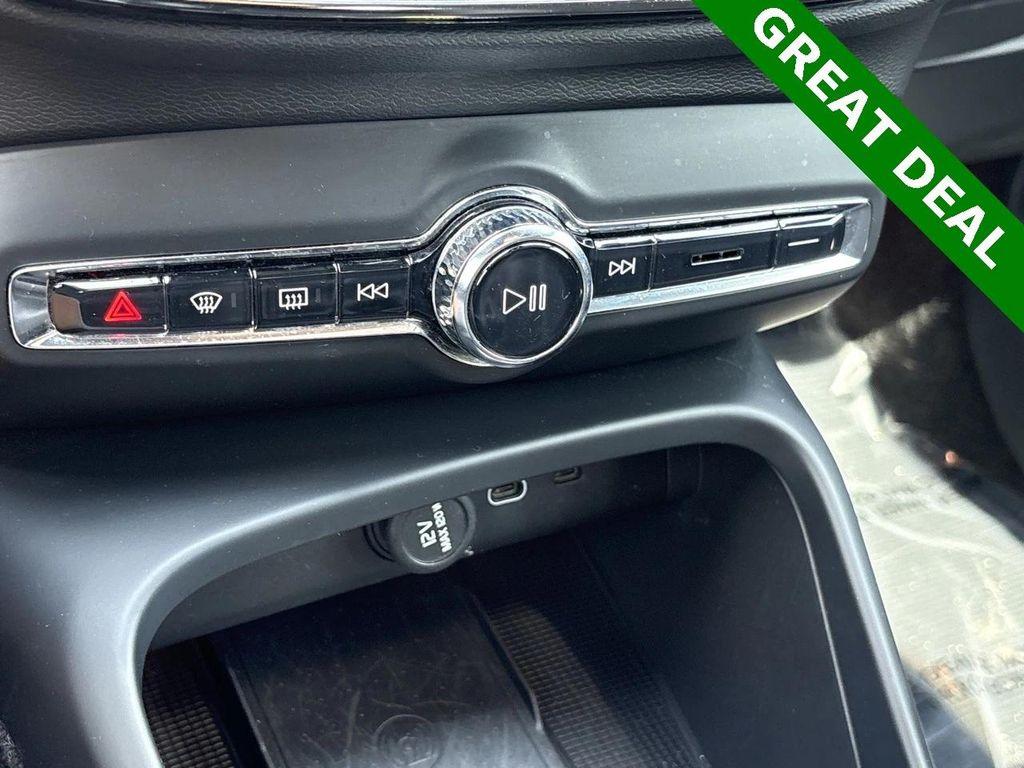 used 2021 Volvo XC40 Recharge Pure Electric car, priced at $23,998