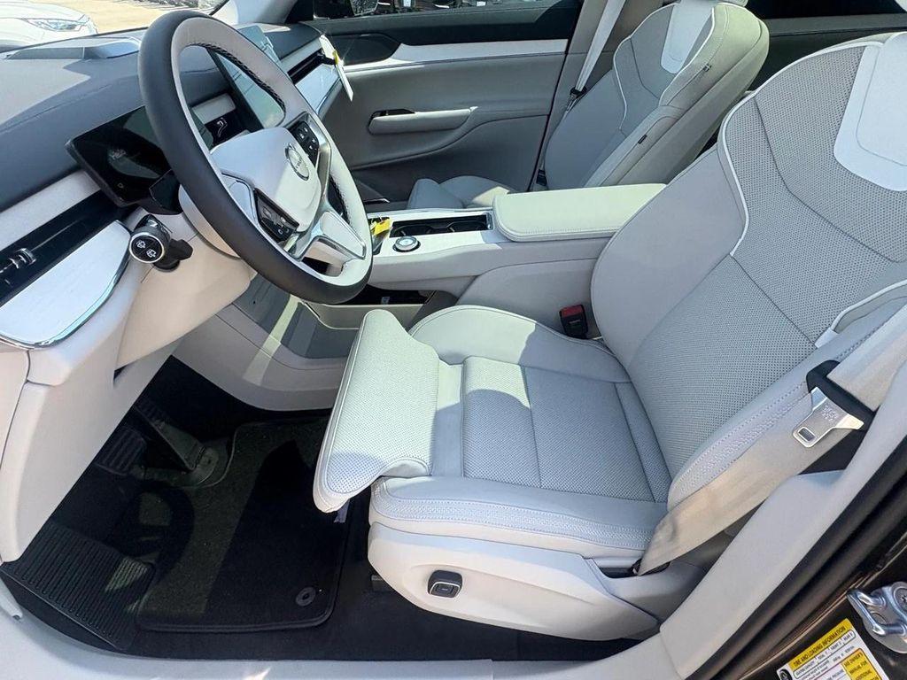 new 2025 Volvo EX90 car, priced at $84,720
