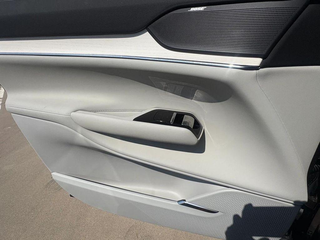 new 2025 Volvo EX90 car, priced at $84,720