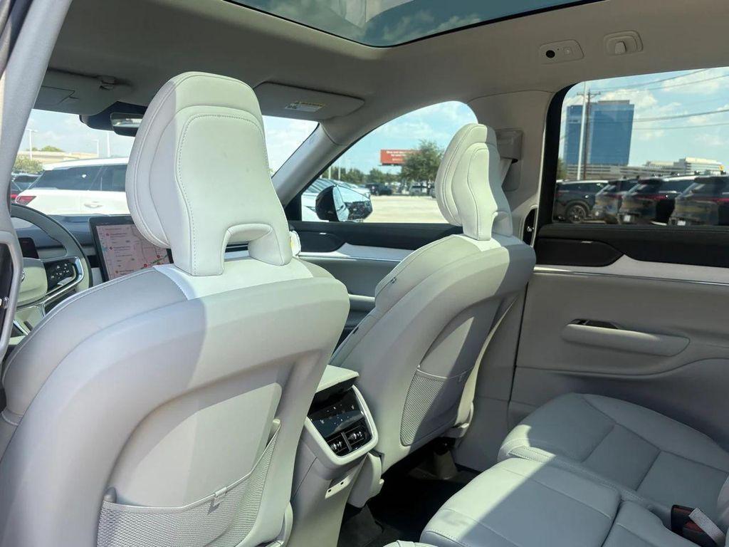 new 2025 Volvo EX90 car, priced at $84,720