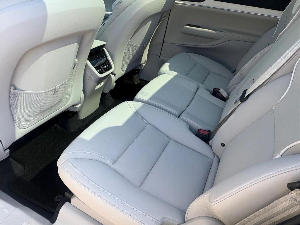 new 2025 Volvo EX90 car, priced at $84,720